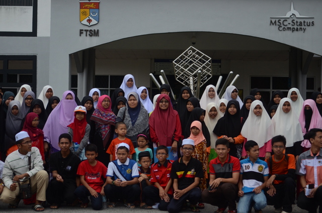 30 DSC 0432